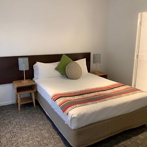 Executive One-Bedroom Apartment